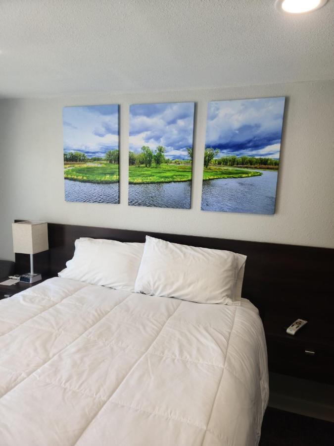 Snowy Mountain Inn Saratoga Bagian luar foto